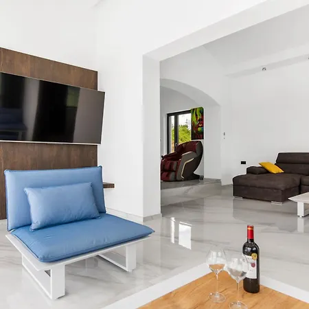 Panorama Villa *