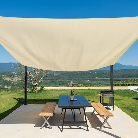 Panorama Vrh (Istria)