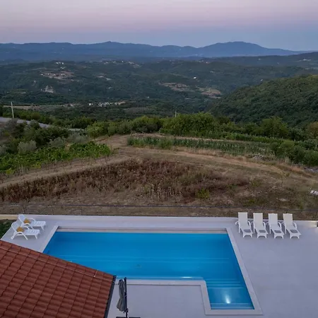 Panorama Vrh (Istria)