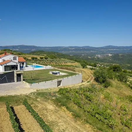 Panorama Villa *